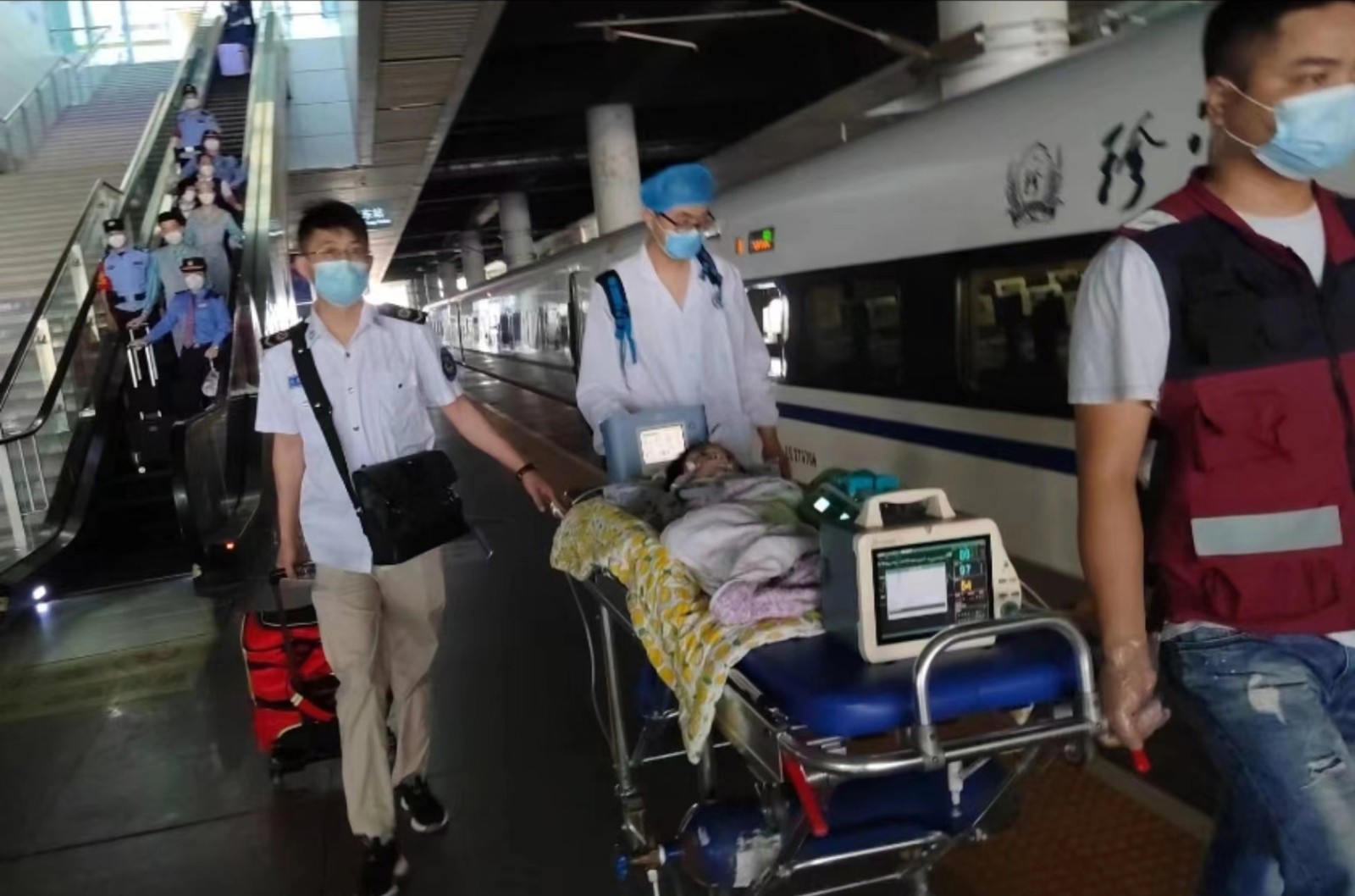 金寨县高铁转运公司